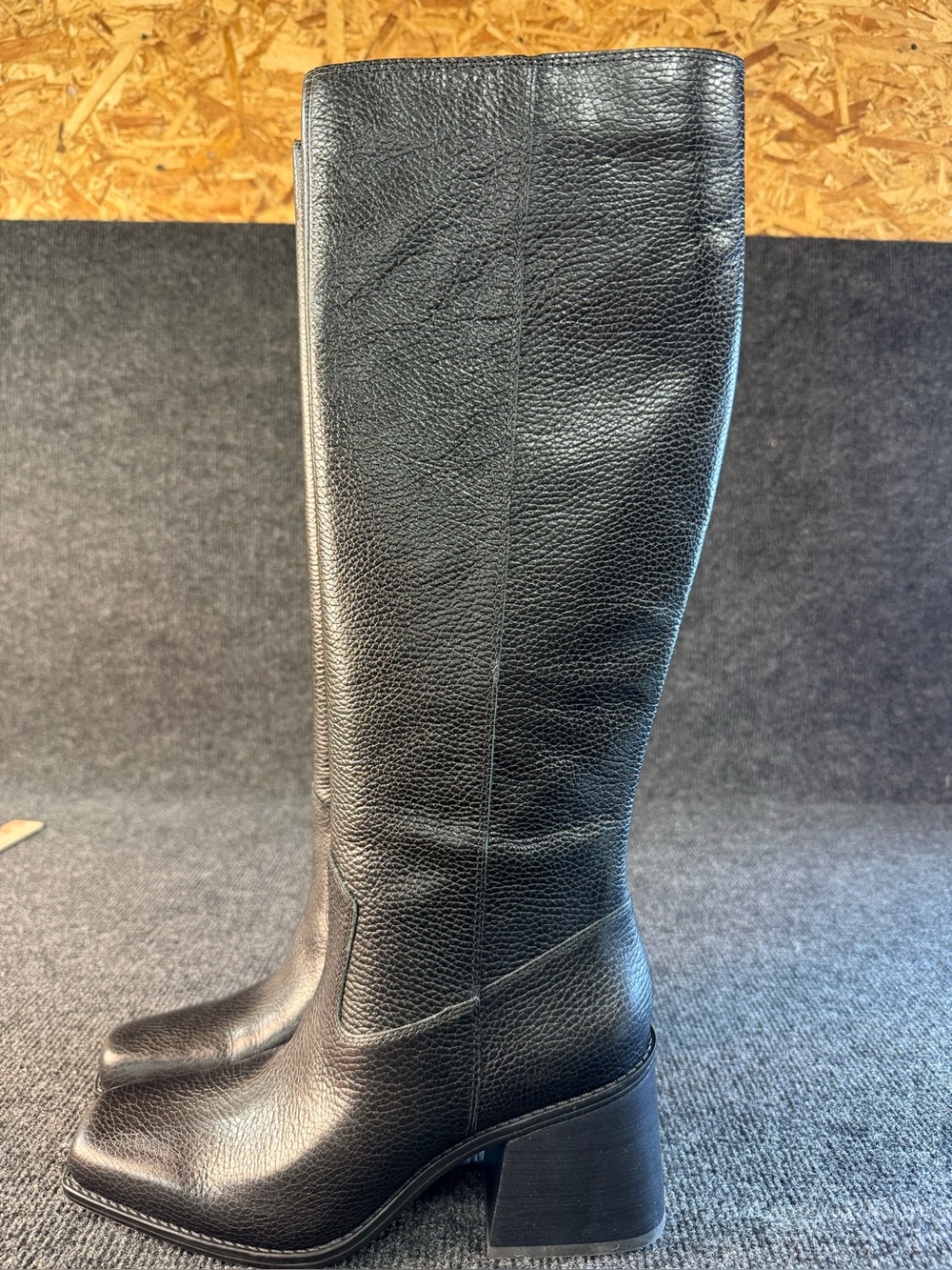 Women's Black Leather Knee-High Block Heel Boots Vince Camuto